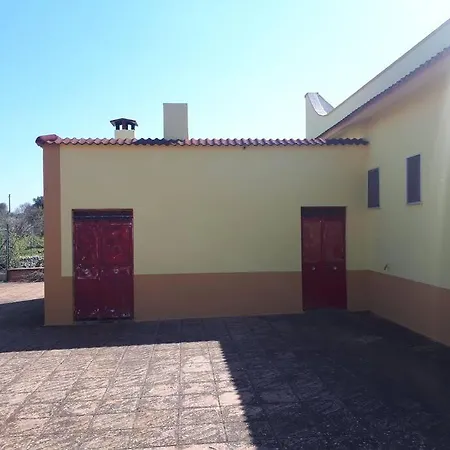Casa Montepizzuto 切列梅萨皮卡